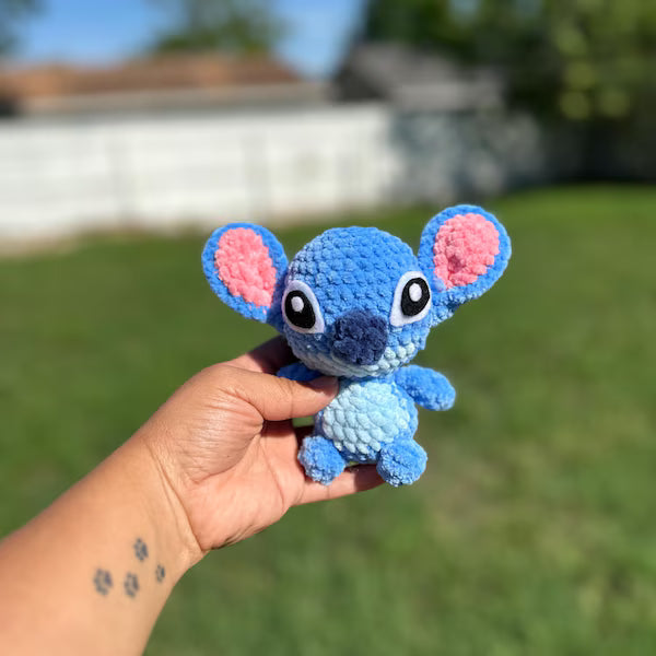 PDF File Amigurumi Mini doll keychain pattern, crochet Blue Alien Amigurumi